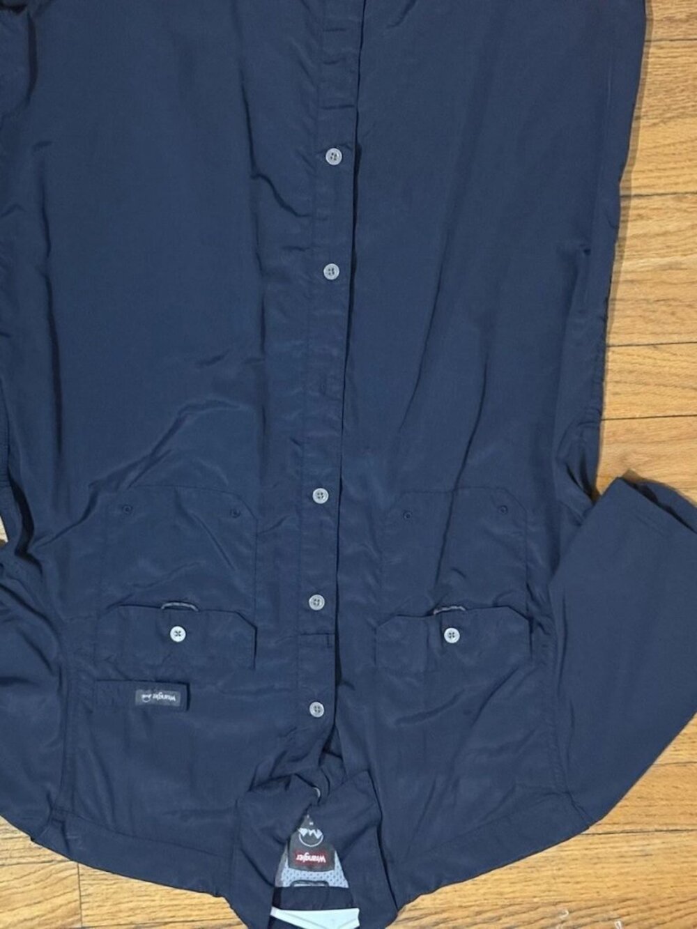 WRANGLER MENS COOL TECH BUTTON UP DRESS SHIRT SIZE MEDIUM